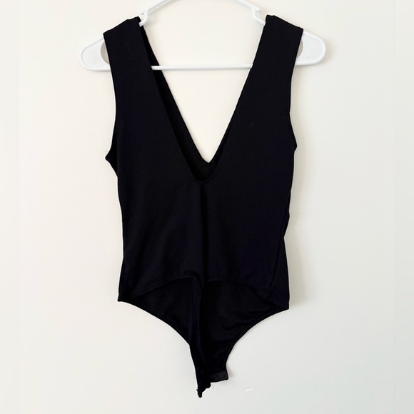 Free People Black Double V Neck Keep It Sleek Bodysuit Size Small - Picture 7 of 8